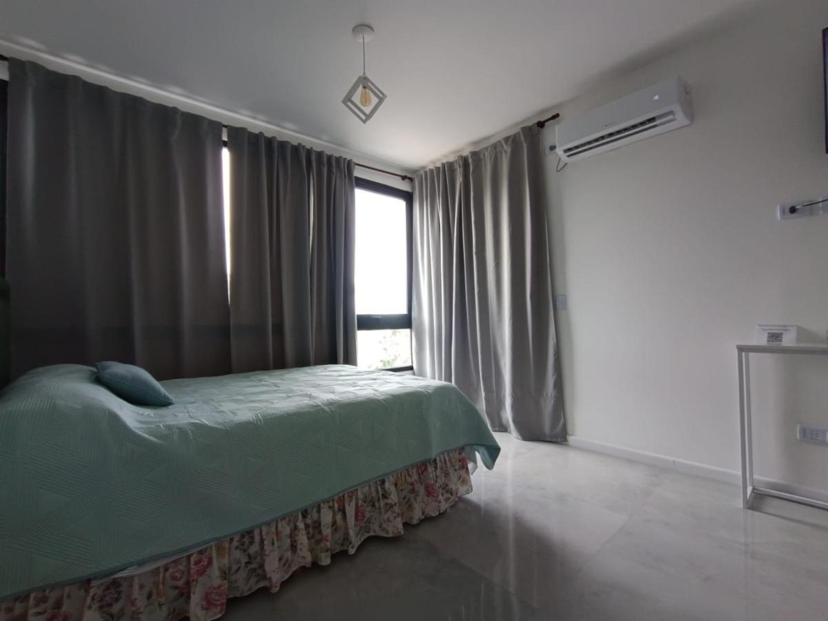 Torres Brickell 2b. * Tigre