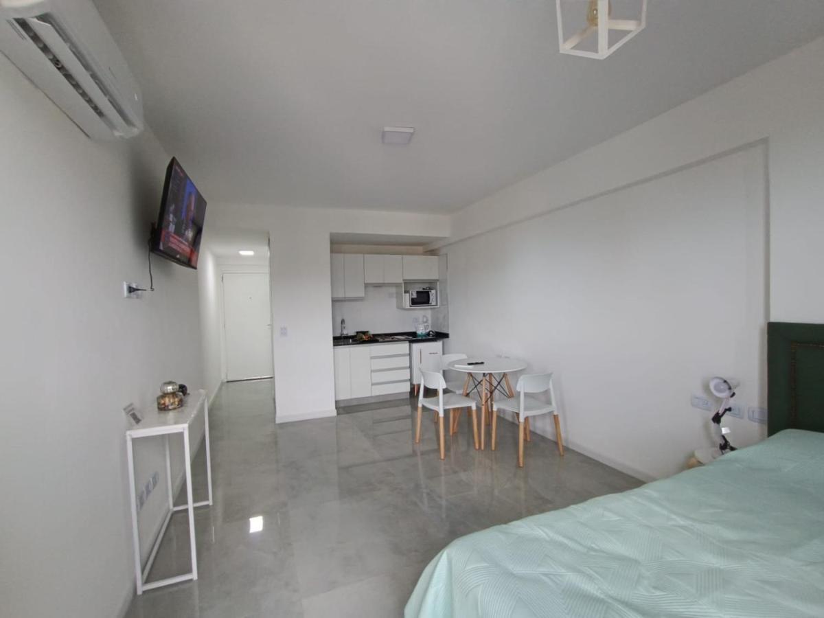 Torres Brickell 2b. Apartment *